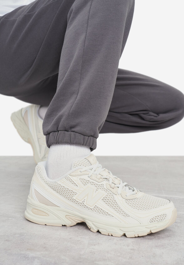 Кроссовки женские New Balance 740, Белый