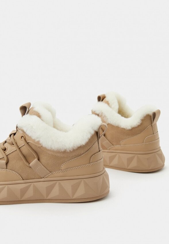 Кроссовки Founds