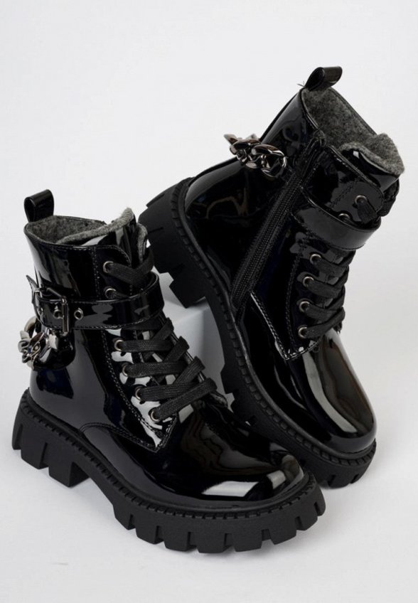 Ботинки Tikkago