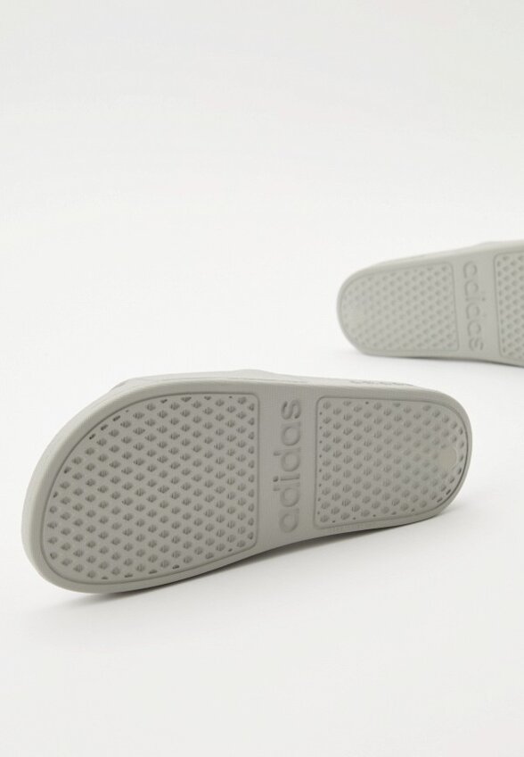 Сланцы adidas