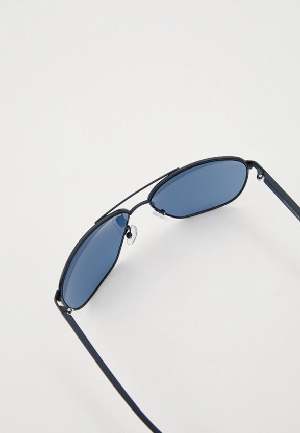 Очки солнцезащитные Armani Exchange