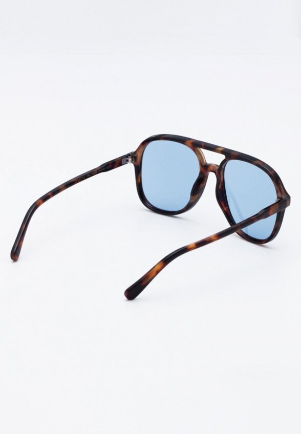 Очки солнцезащитные Amov