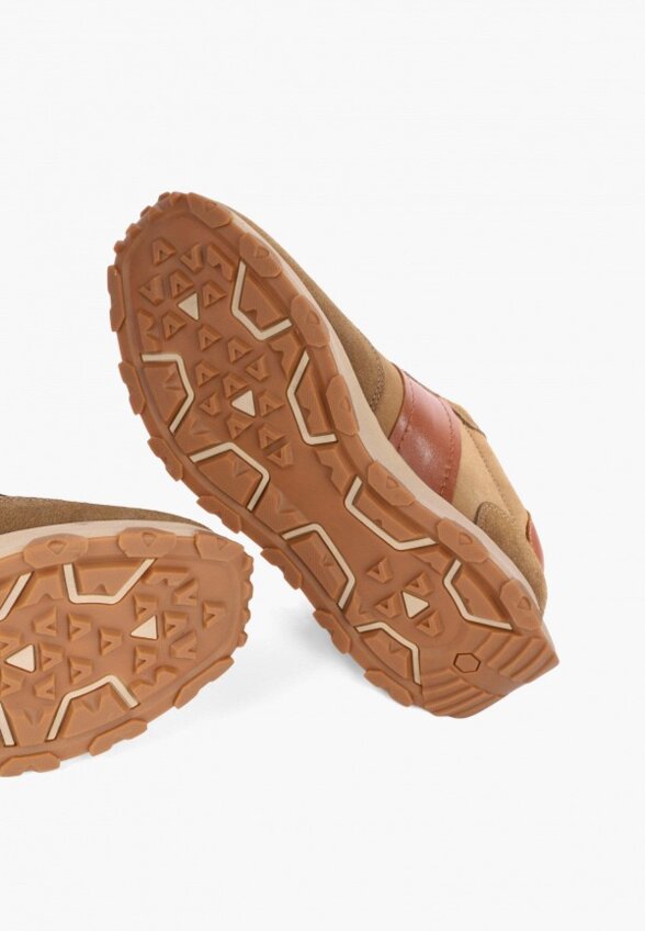 Кроссовки Quattrocomforto