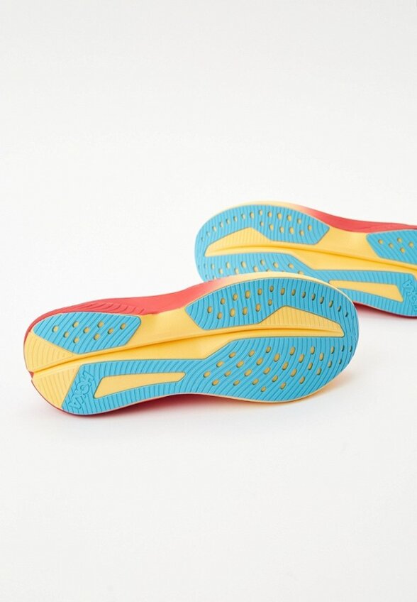 Кроссовки Hoka One One