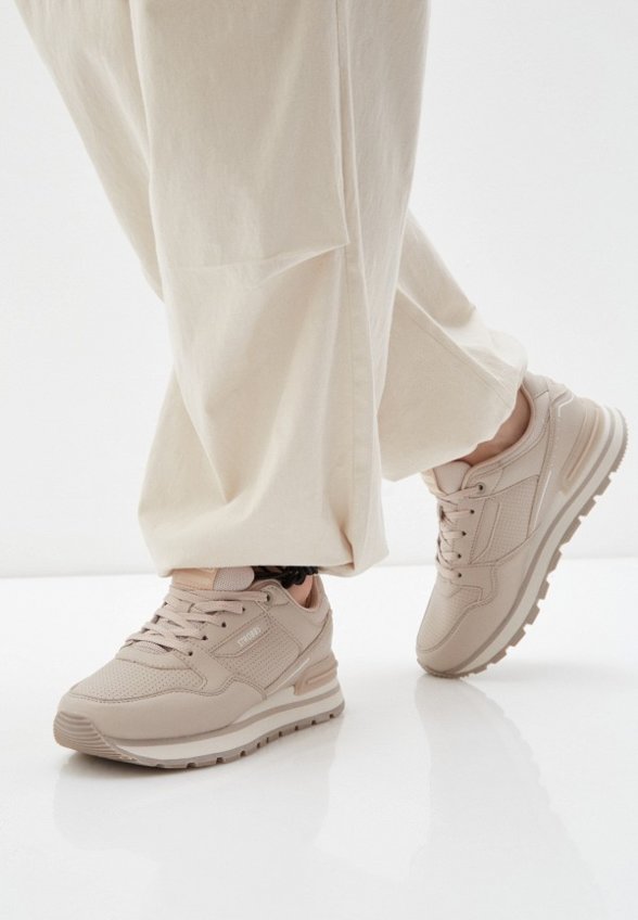 Кроссовки Strobbs