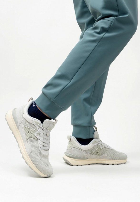 Кроссовки Baasploa