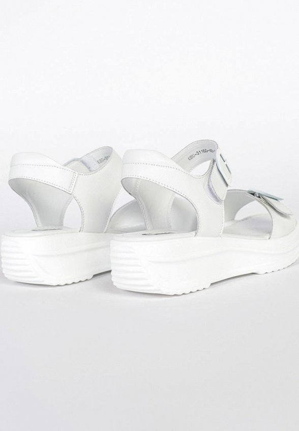 Босоножки Gut