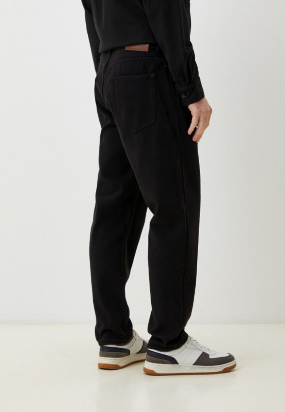 Джинсы Mossmore