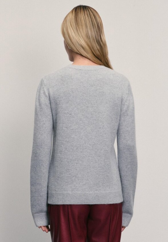 Джемпер Zarina