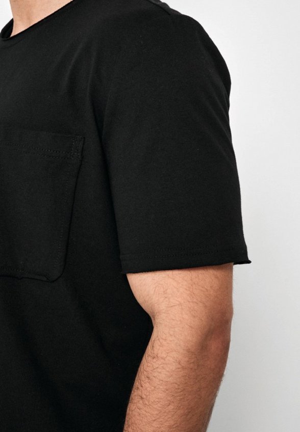Футболка Torae Black