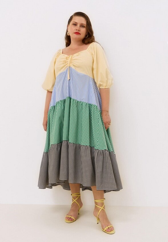 Платье Lessismore