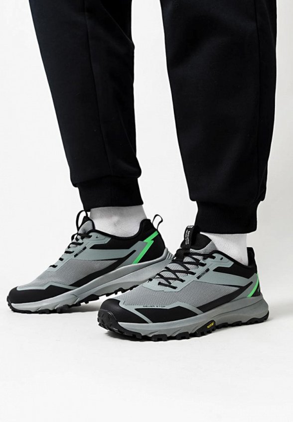 Кроссовки Baasploa