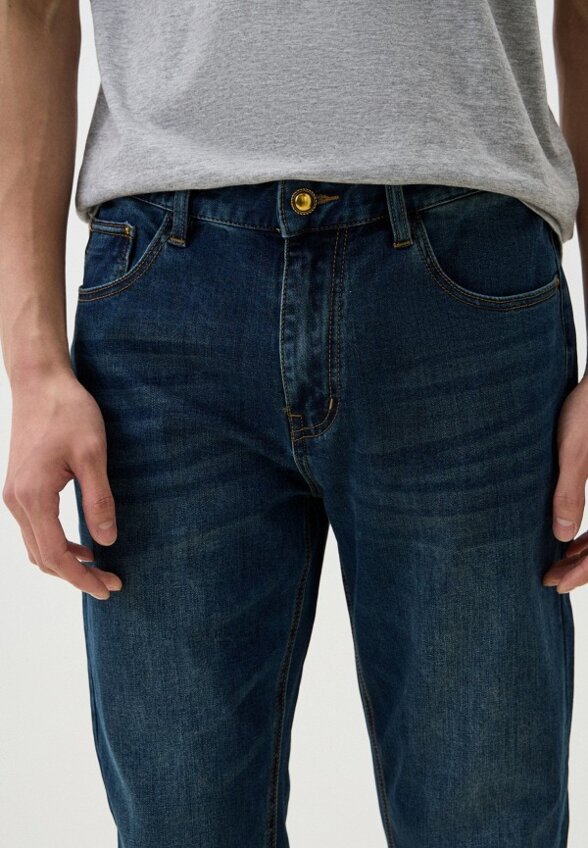 Джинсы Vitacci