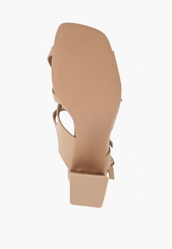 Босоножки Betsy