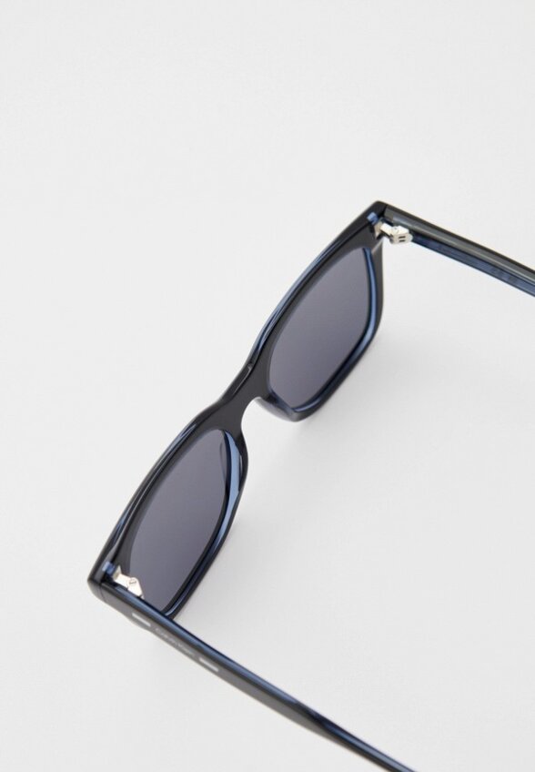 Очки солнцезащитные Calvin Klein