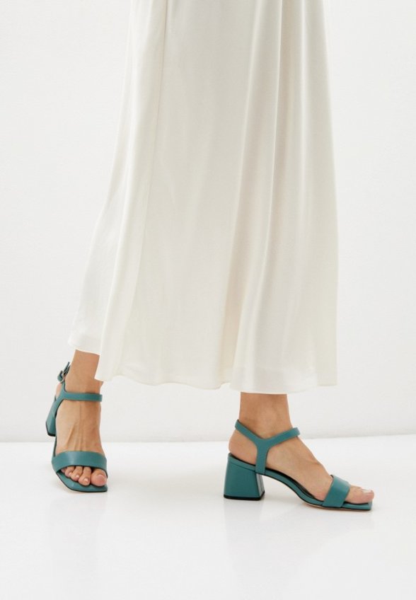 Босоножки Abricot