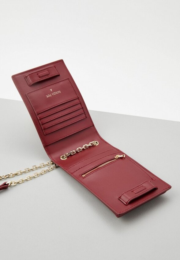 Чехол для телефона Patrizia Pepe