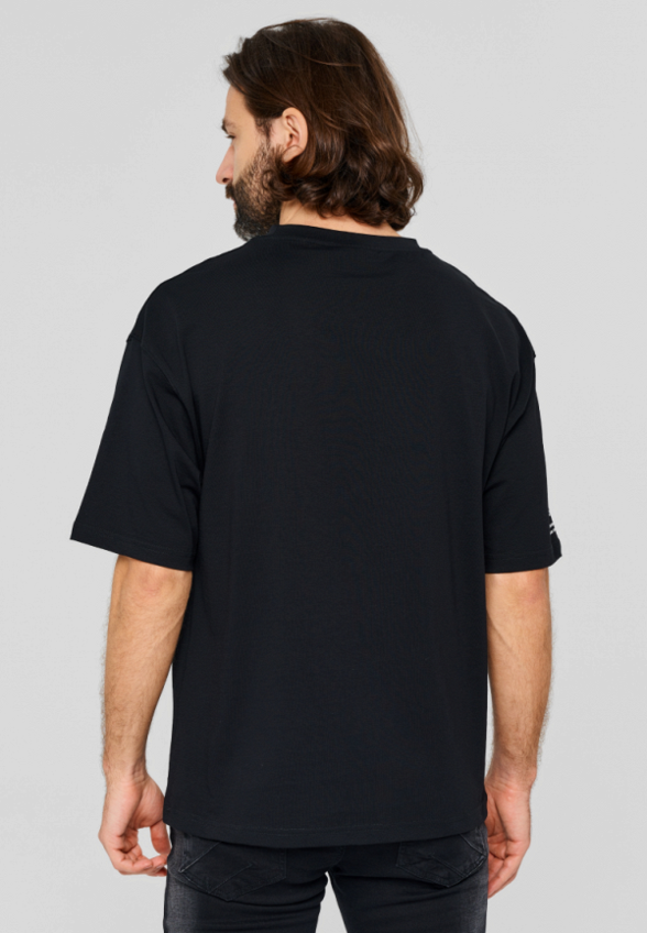 Футболка Millennials