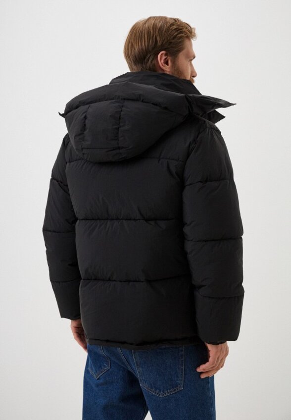 Пуховик Roberto Jordiani