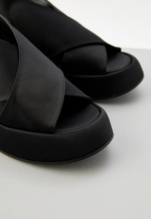 Босоножки Ganni