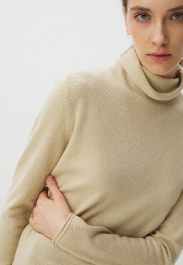 Водолазка Maison David