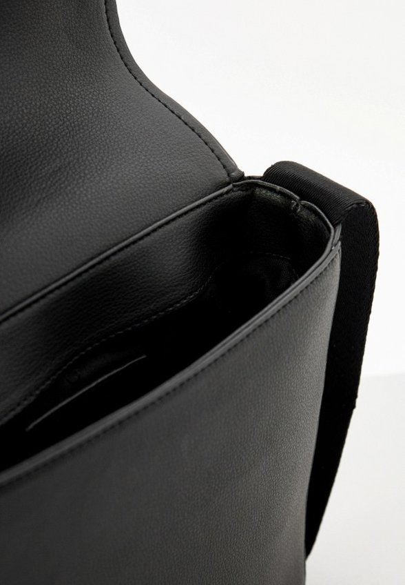 Сумка Calvin Klein