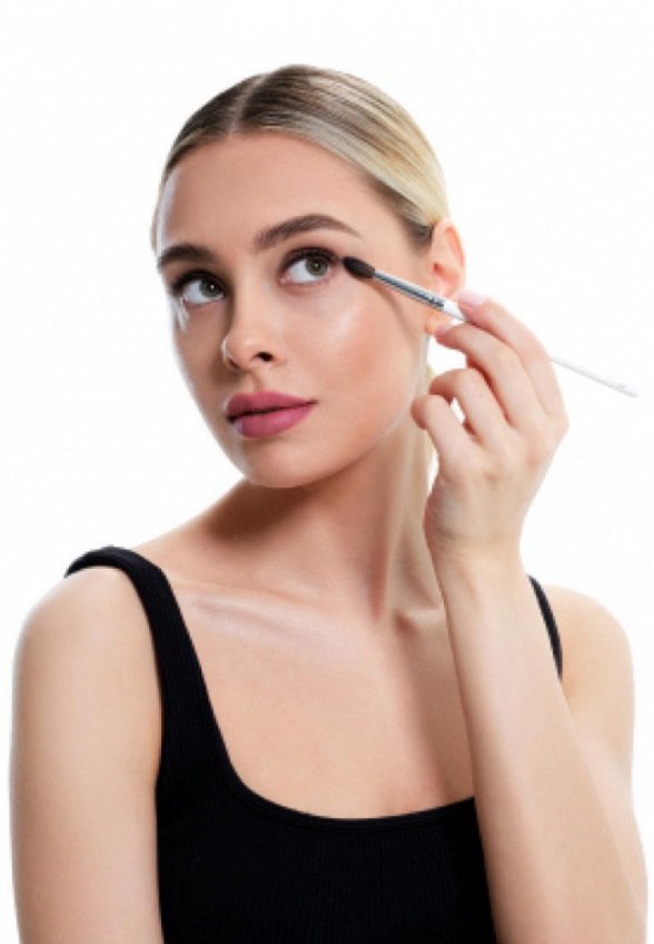 Кисть для глаз Shik