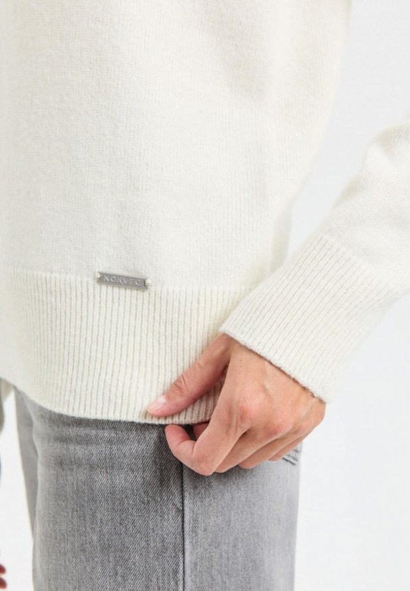 Пуловер Norveg