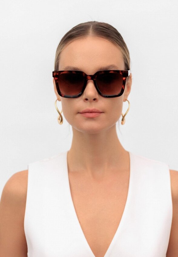 Очки солнцезащитные Amov