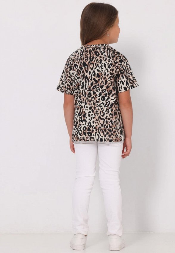 Футболка Апрель