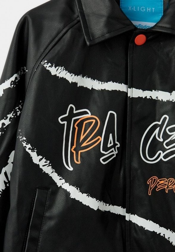 Куртка кожаная PlayToday