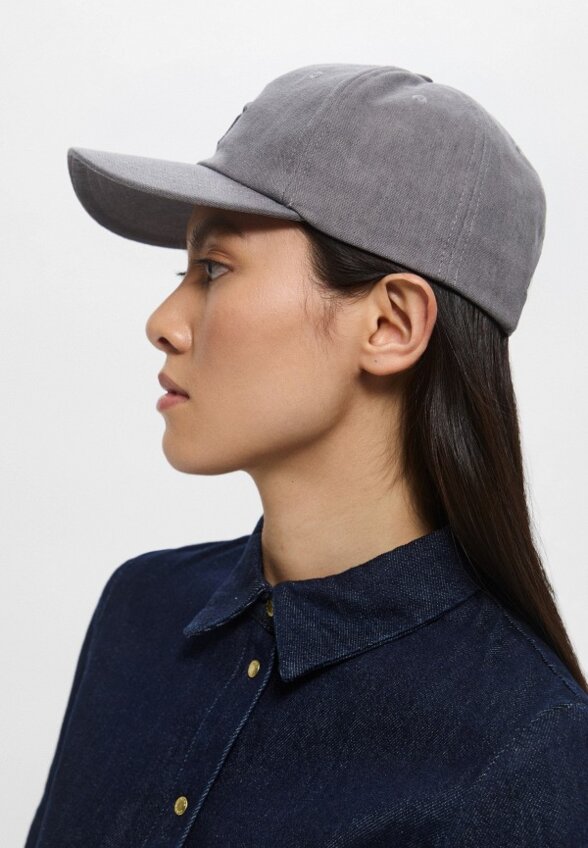 Бейсболка Tara Jarmon