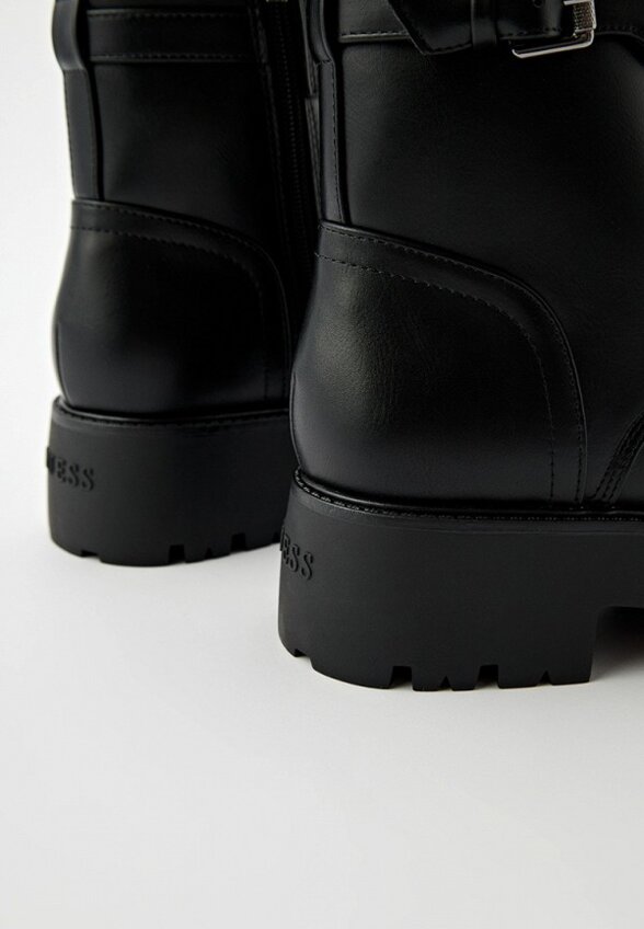 Ботинки Guess