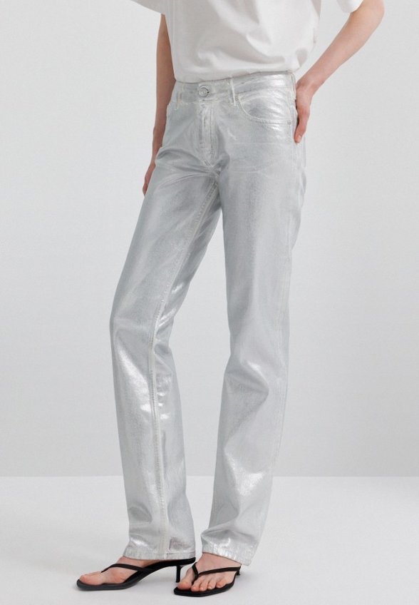 Джинсы Charuel