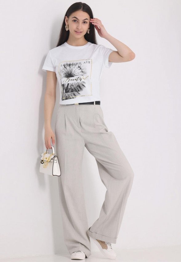 Футболка Апрель