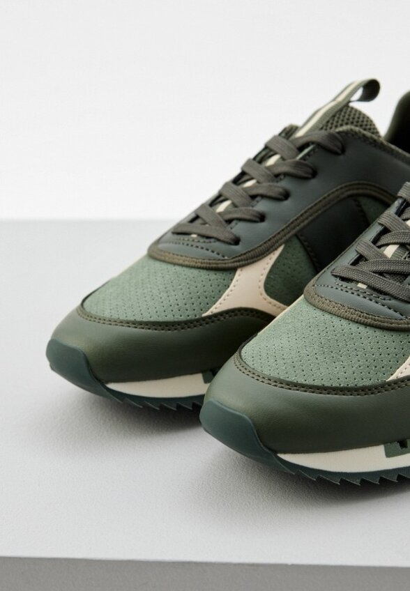 Кроссовки EA7