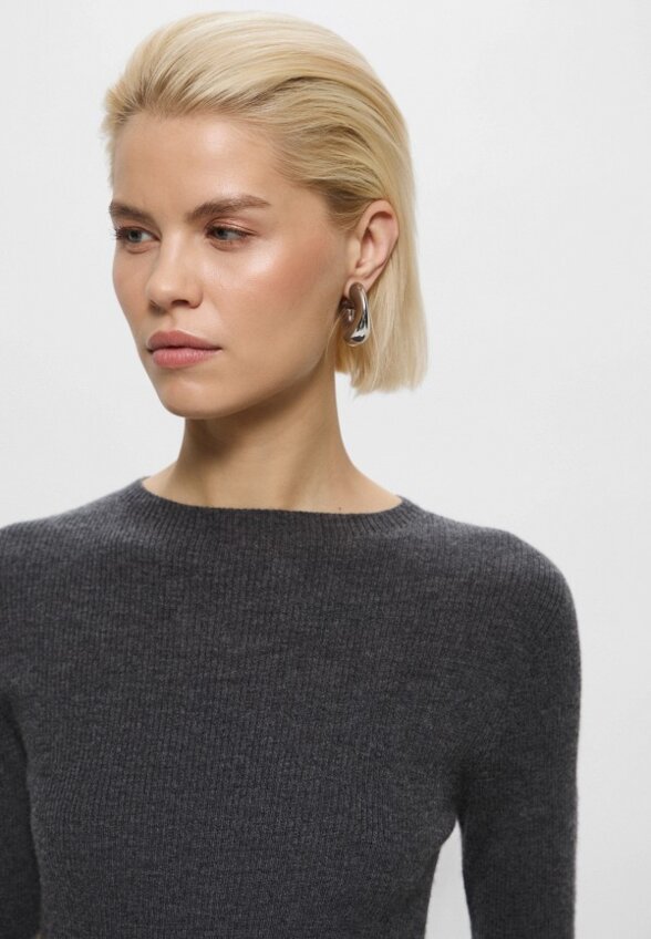 Джемпер Genious