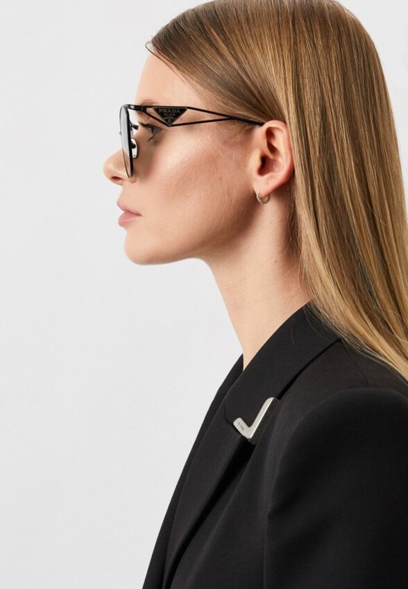 Очки солнцезащитные Prada