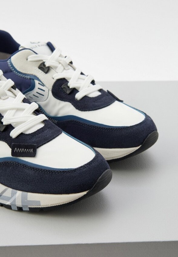 Кроссовки Voile Blanche