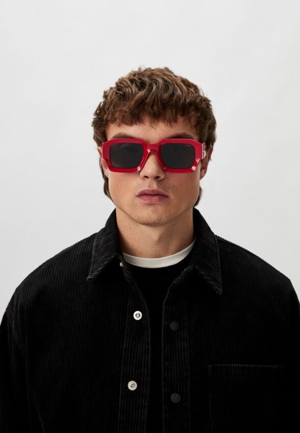 Очки солнцезащитные Hugo