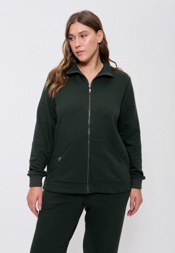 Костюм спортивный Cleo