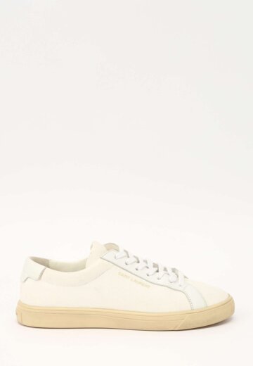 Saint Laurent Court