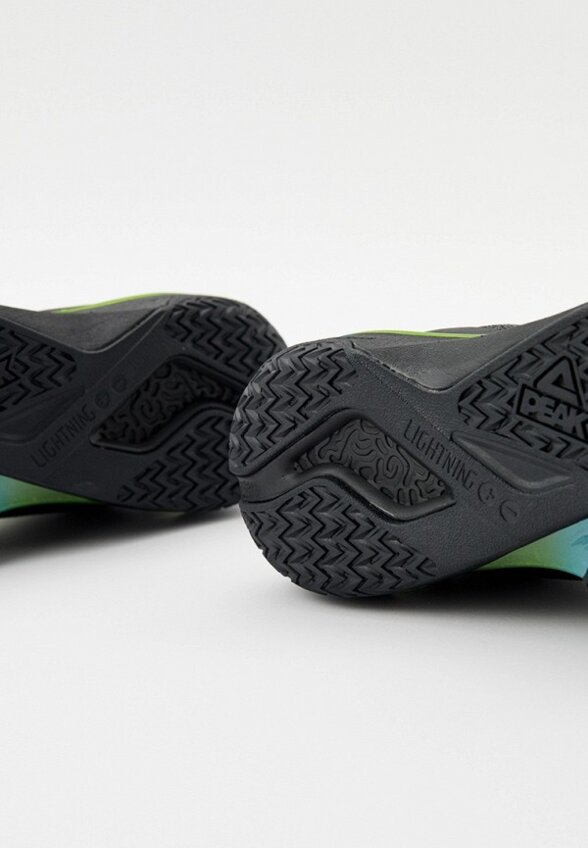 Кроссовки Peak