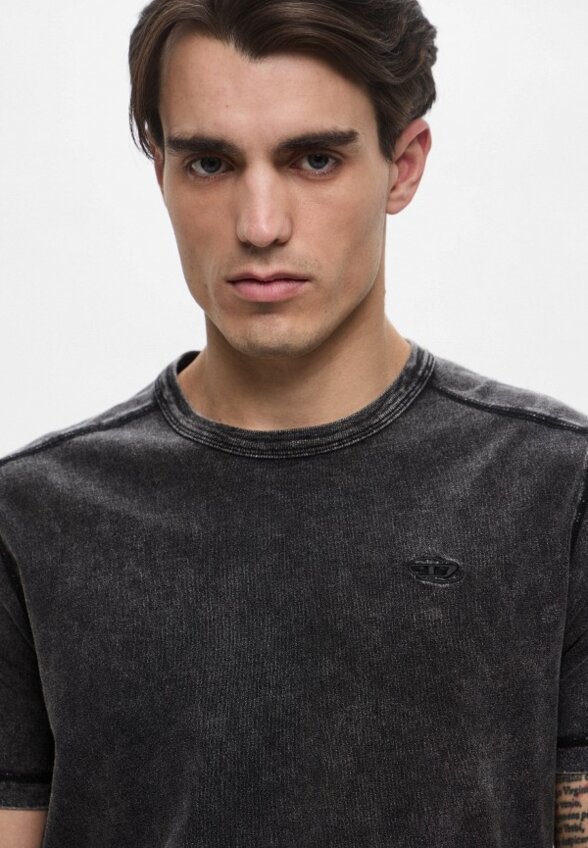 Футболка Diesel