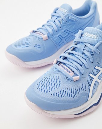 Кроссовки ASICS женщинам