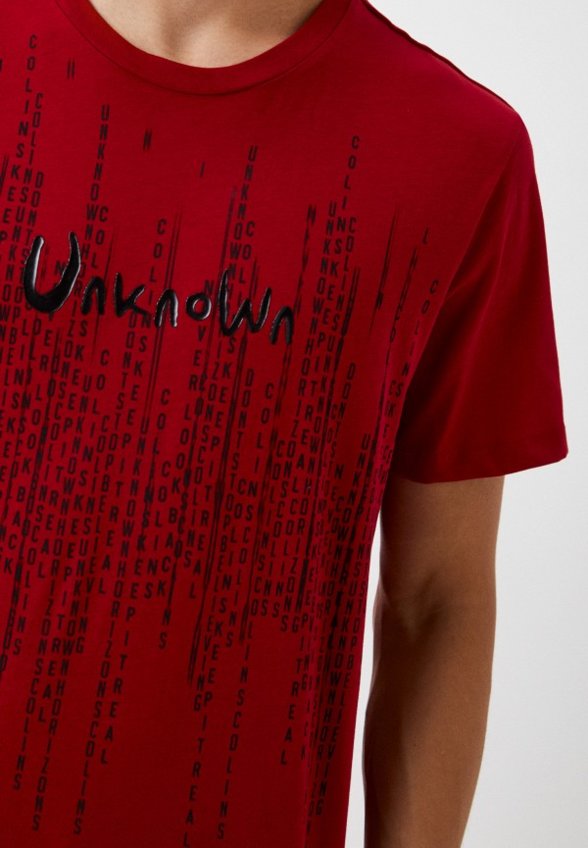 Футболка Colin's