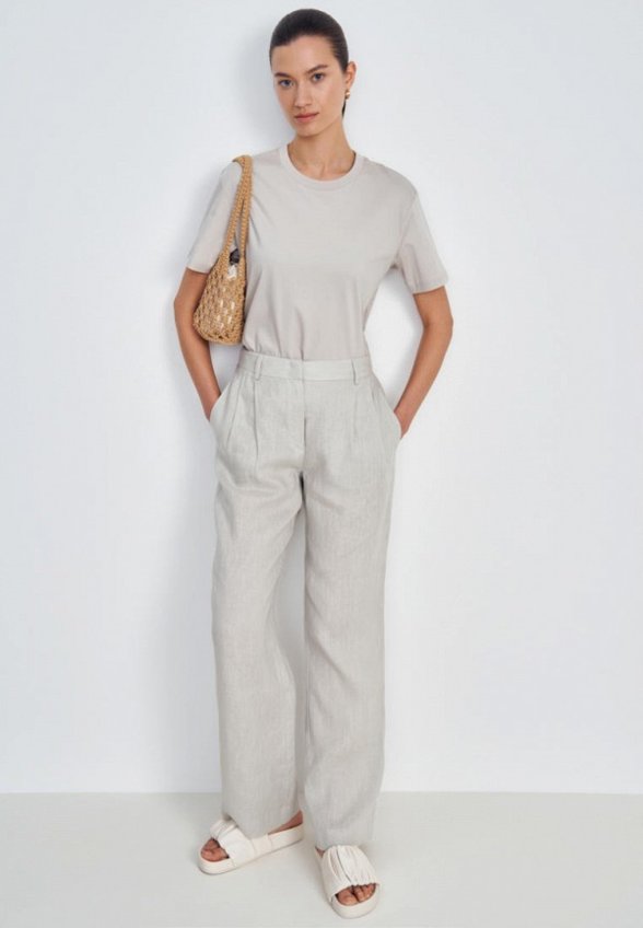 Футболка Finn Flare