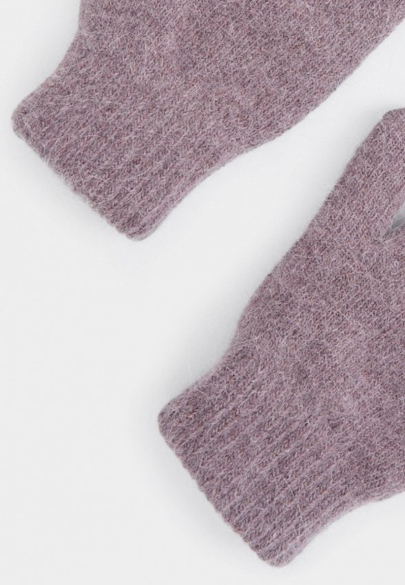 Варежки Finn Flare