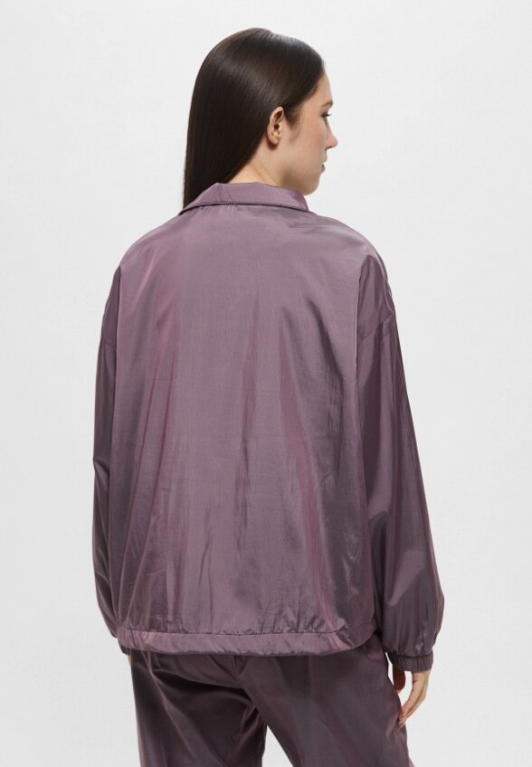 Ветровка Befree