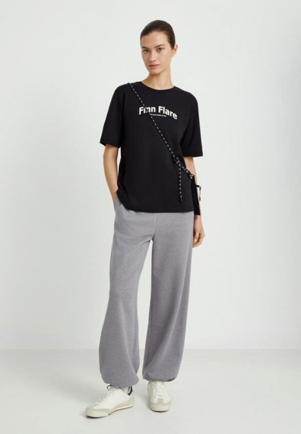 Футболка Finn Flare